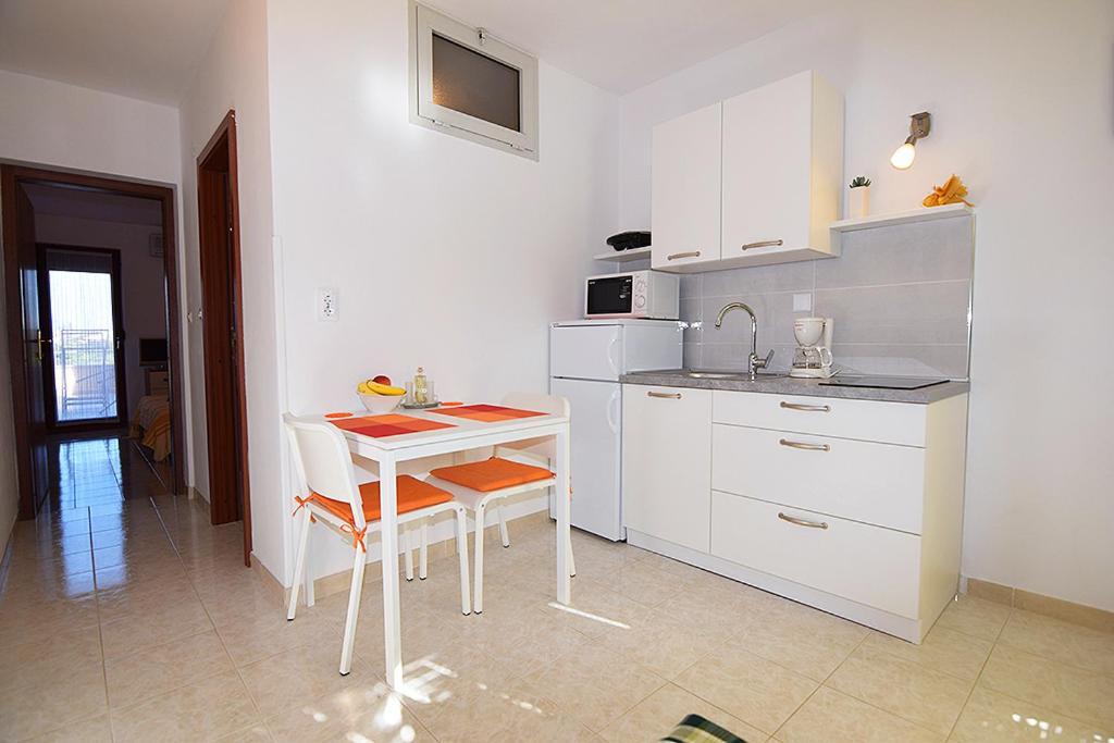 Apartments Bor 梅杜林 外观 照片