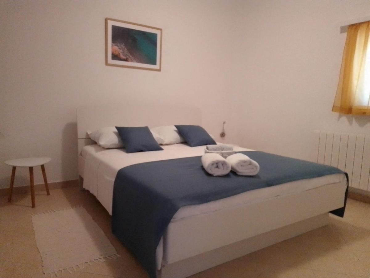 Apartments Bor 梅杜林 外观 照片