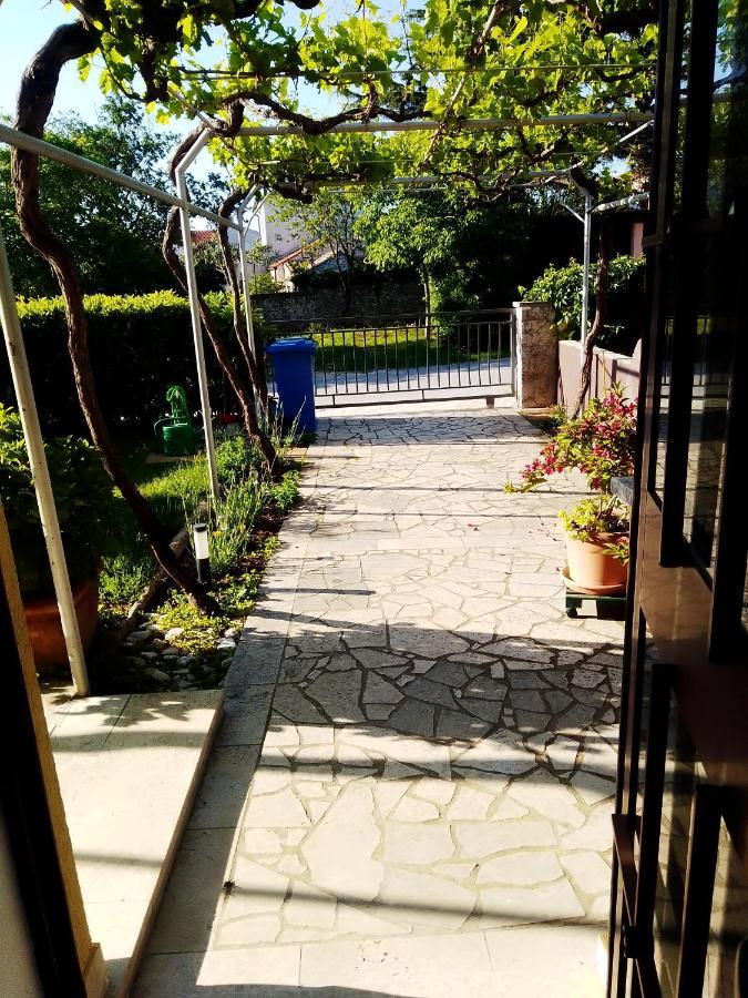Apartments Bor 梅杜林 外观 照片