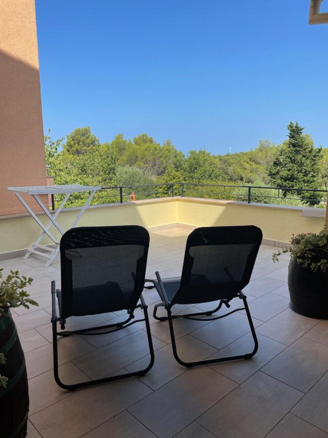 Apartments Bor 梅杜林 外观 照片